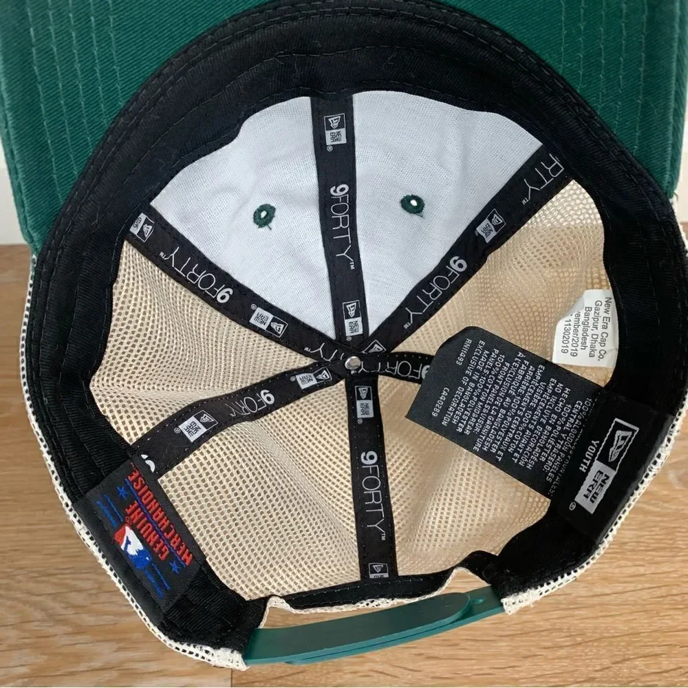 NWOT New Era 9Forty Youth Oakland Athletics Snapback Hat